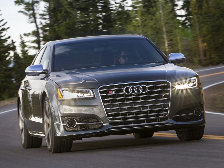  Audi S8 2014 года  (NA) (фото 2 из 23)